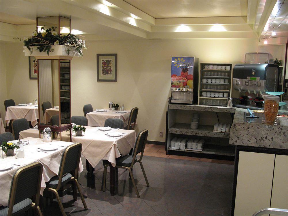 Hotel Best Western County House Saint-Gilles Étterem fotó