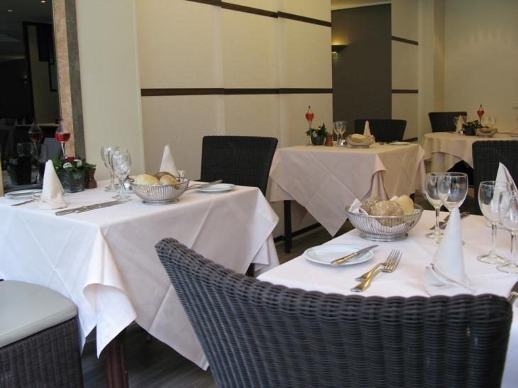 Hotel Best Western County House Saint-Gilles Kültér fotó