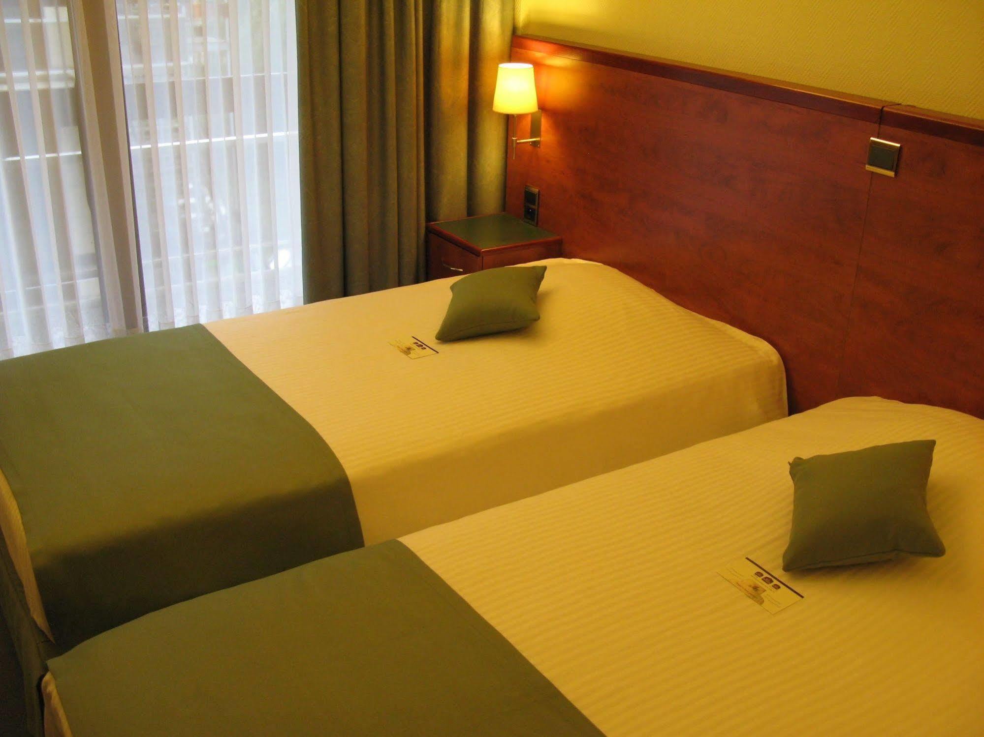Hotel Best Western County House Saint-Gilles Kültér fotó