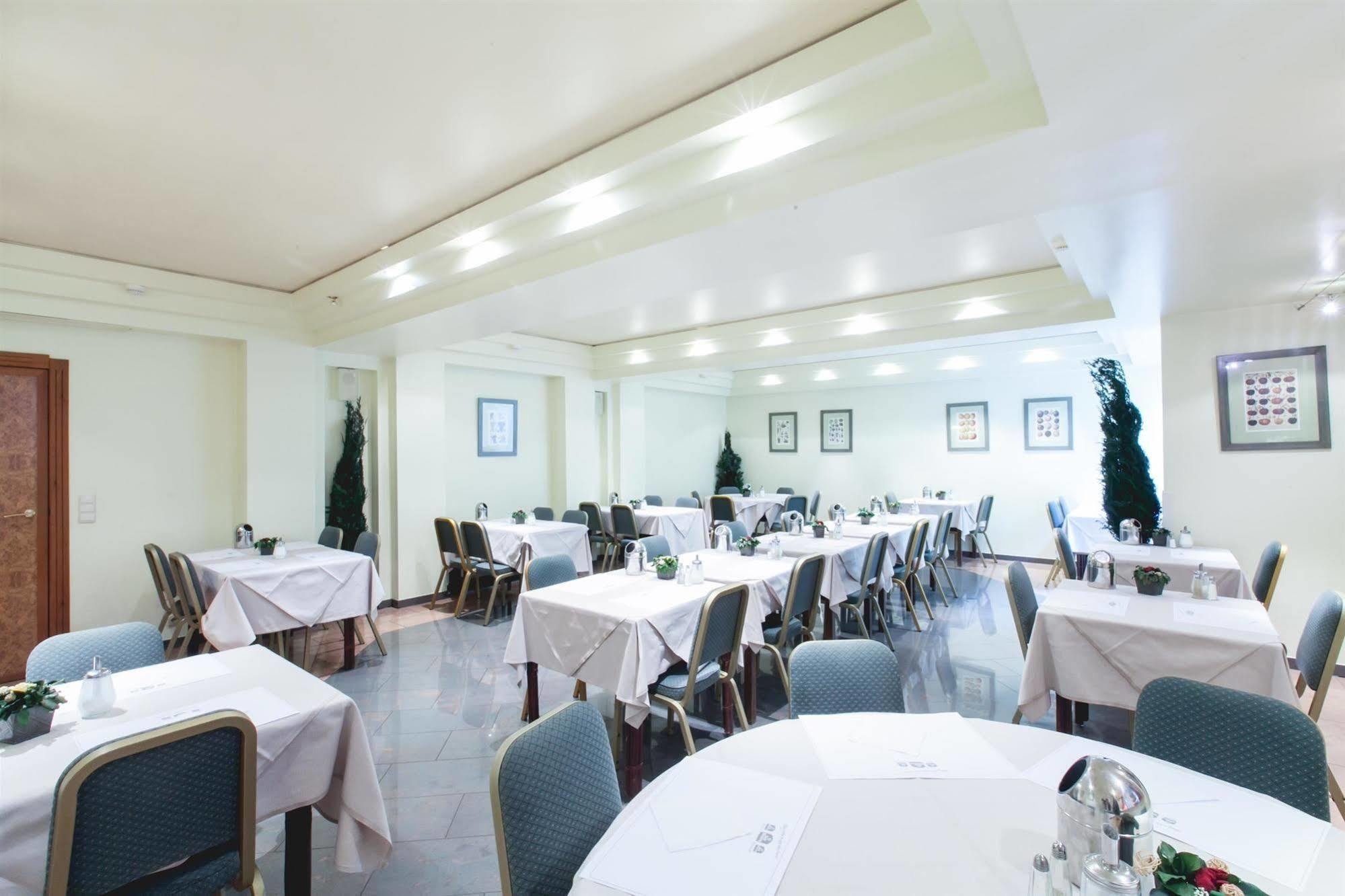 Hotel Best Western County House Saint-Gilles Kültér fotó